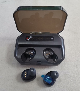 征骑兵p10d 真无线蓝牙耳机 tws触控蓝牙耳机耳塞式入耳