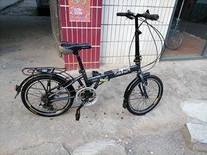 灰鼠折叠自行车