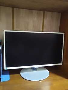 000人付款淘宝三星s24d590l 24寸高清液晶显示器,pls面板的,比洋洋