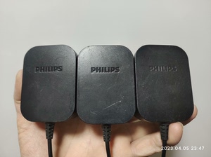 philips飞利浦剃须刀美容仪9v1.1a电源适配器充电器