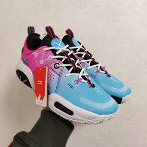 李宁全城9篮球鞋南海岸配色