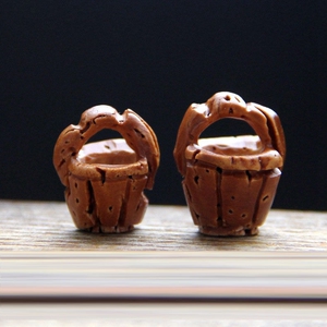 山桃核筐雕刻花篮子手链桃胡红绳桃蓝项链