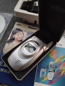 000人付款淘宝三星t108.三星翻盖手机,电信卡可以用.