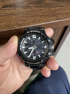 卡西欧gwa1000空霸手表,大表盘的.光动能的,只要有光就