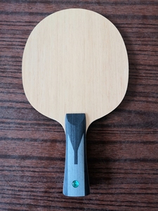 蝴蝶波尔alc同结构底板,直拍横拍,图为实拍,标孔已打,标牌