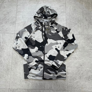nike白迷彩运动帽衫外套l码