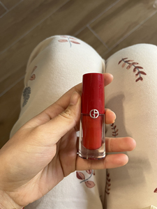 阿玛尼小胖丁唇釉401,仅试色,正品日上购入,我口红太多了.