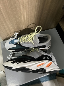 yeezy700初代41.5下地个位数,原盒配件齐全,正品支