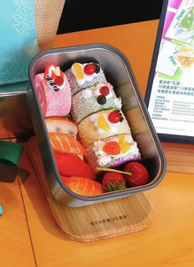 出全新星巴克饭盒 108一个包邮 原价178