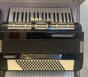 德国进口冠军手风琴 80贝斯 37键九成新以上