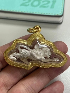 泰国佛牌真品 阿赞磐石食人虎 配防水壳 罕见精品