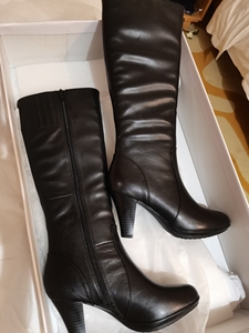 深航空乘乘务员空姐工鞋靴子冬靴加绒全新37码,真皮,耐穿