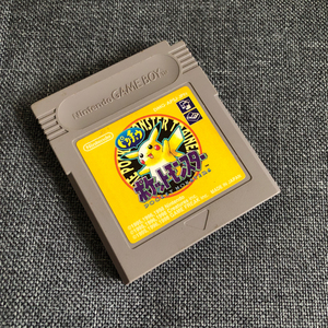 任天堂 gb gbc 共通 口袋妖怪 黄 皮卡丘 卡带运行正