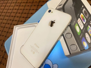 个人自用iphone4s 外观好看,功能一切正常,可自行下载