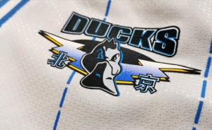 『现役第一帅』李宁cba球衣 稀有 刘晓宇 北京首钢鸭 1