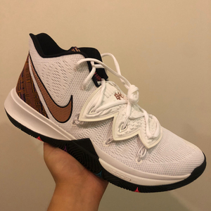 欧文五黑人月 欧文5黑人月bhm 尺码47.5 全新原盒完美