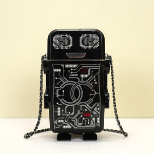 8新]chanel香奈儿女包稀缺走秀款机器人链条斜跨包/炫酷摆件