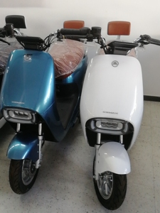 爱玛麦度60-22石墨烯电瓶!续航120公里!博世电机!平顶