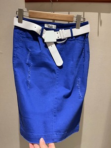 水云间旗下品牌欧尚尼正品  蓝色半身裙 全新剪吊牌   腰带