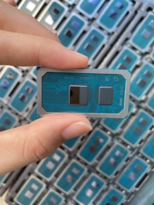 intel酷睿i3 8121u八代笔记本电脑处理器cpu双核