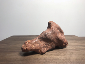 红灵璧石  手把件