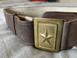 55式五五式志愿军校尉军官真皮武装带腰带,成色如图,长度可调