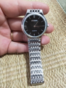 库存rhdd 金达奇电子手表.表带,后盖膜都在,走时精准,几