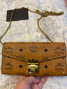 mcm 铆钉钱包 北京老佛爷专柜购入 使用不超过三次 95_阿里巴巴找货