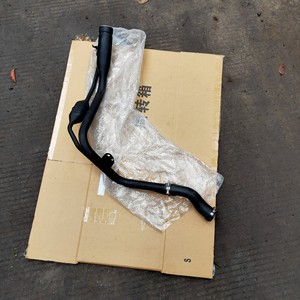 油箱加油管总成适用车型别克英朗 雪佛兰科鲁兹油箱加油管原厂全