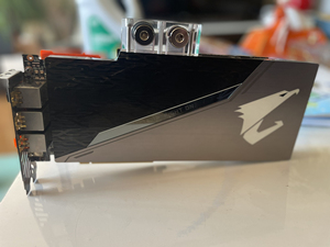 出自用技嘉2080aorus xtreme 分体水雕,箱全说