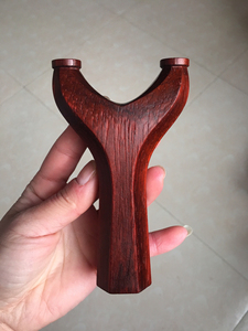 直板八棱飞虎,非洲红花梨木弹弓,实木扁皮弹弓,纯手工打磨抛光