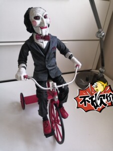 neca 电锯惊魂saw 手办 模型 12寸 比利三轮车bi