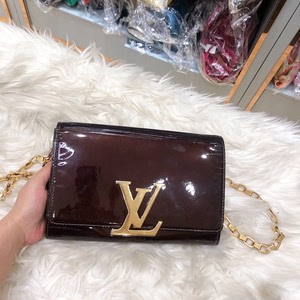 lv漆皮葡萄紫链条包 大logo 信封链条 二手好成色 原始