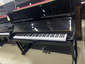 雅马哈钢琴yu128