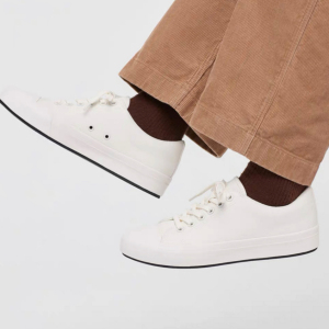 全新 优衣库 438918 男装/女装 帆布休闲鞋(小白鞋)