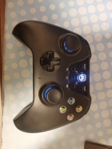 飞智黑武士x9et pro 成色好,配件齐全,感兴趣的点我想