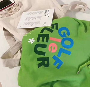 匡威绿色小花卫衣