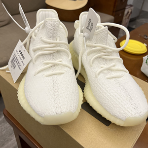 椰子yezzy 白冰淇淋 40 2/3 全新未穿带吊牌 可