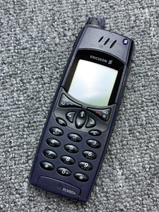 爱立信r380sc单机一台无电无充