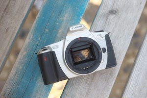 佳能eos kiss3 胶片相机机身 胶片单反