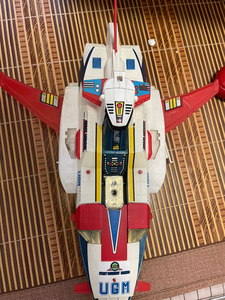 爱迪奥特曼飞机