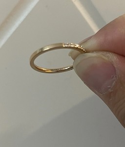 钻石排钻戒指周大福au750