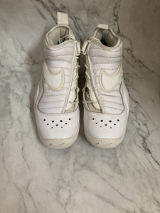 耐克罗德曼 歪钩 42码运动鞋