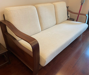 实木三人座沙发黑胡桃木色代德苏木材质布艺坐垫品牌-北欧e家