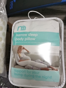 mothercare孕妇枕，全新带包装，可以送人。原价399