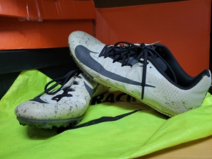 耐克nikes9正品田径钉鞋,44码,磨损如图.