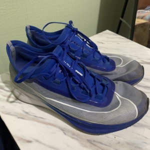 耐克zoomfly3