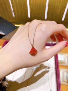 现货 宝格丽 小红扇子项链