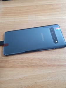 顶配512内存三星s10 5g国行系统,指纹支付,送全套配件