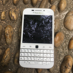 黑莓q20白色